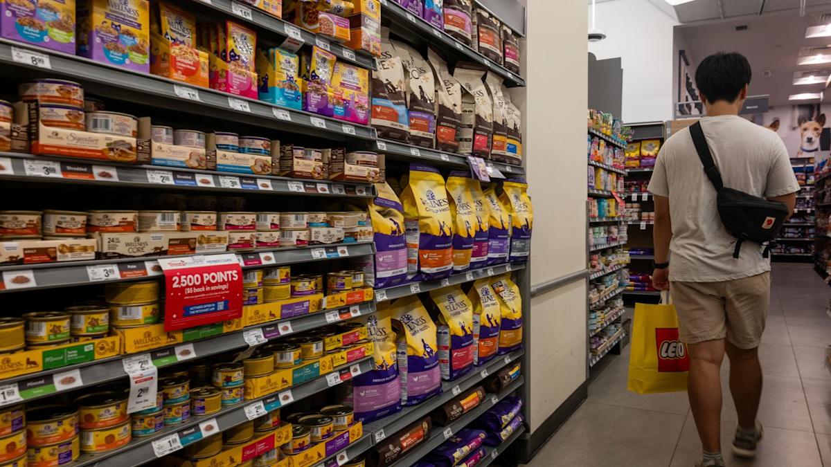 Inflation rises in August amid political tension, ahead of Fed meeting