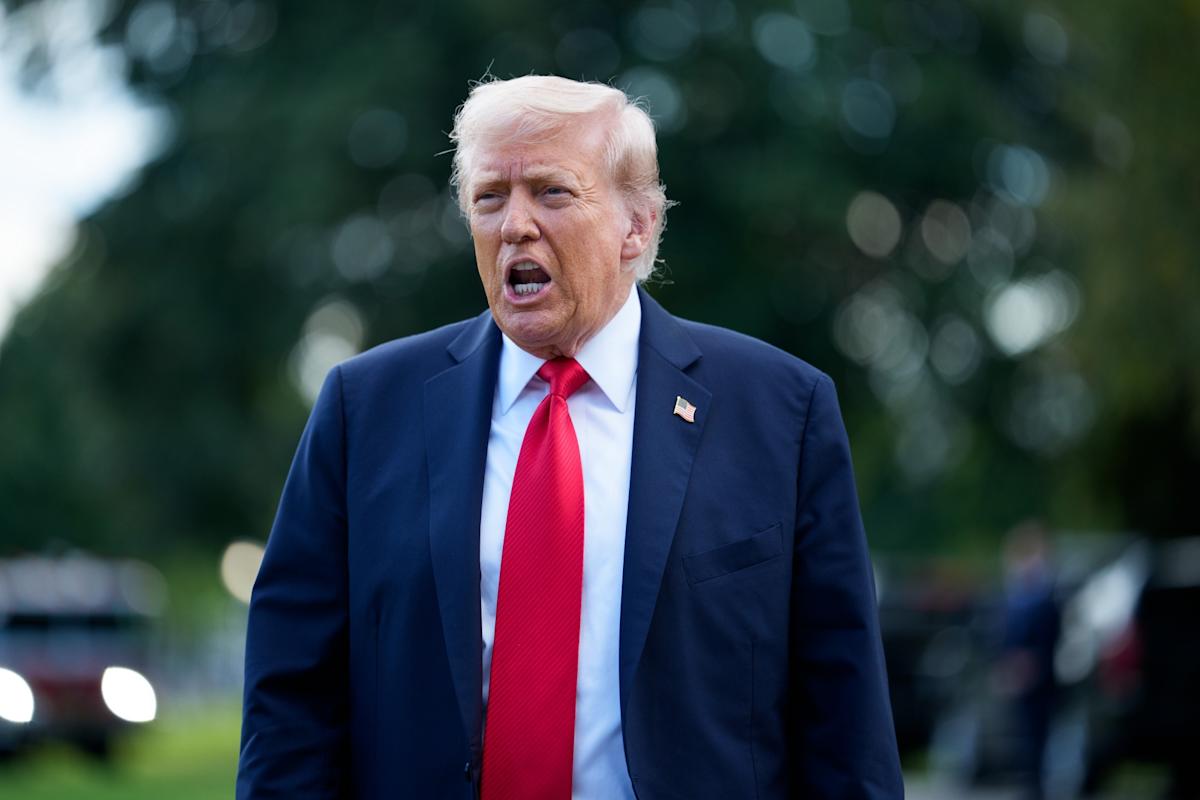 Trump Backs New Sanctions When NATO Stops Buying Russian Oil