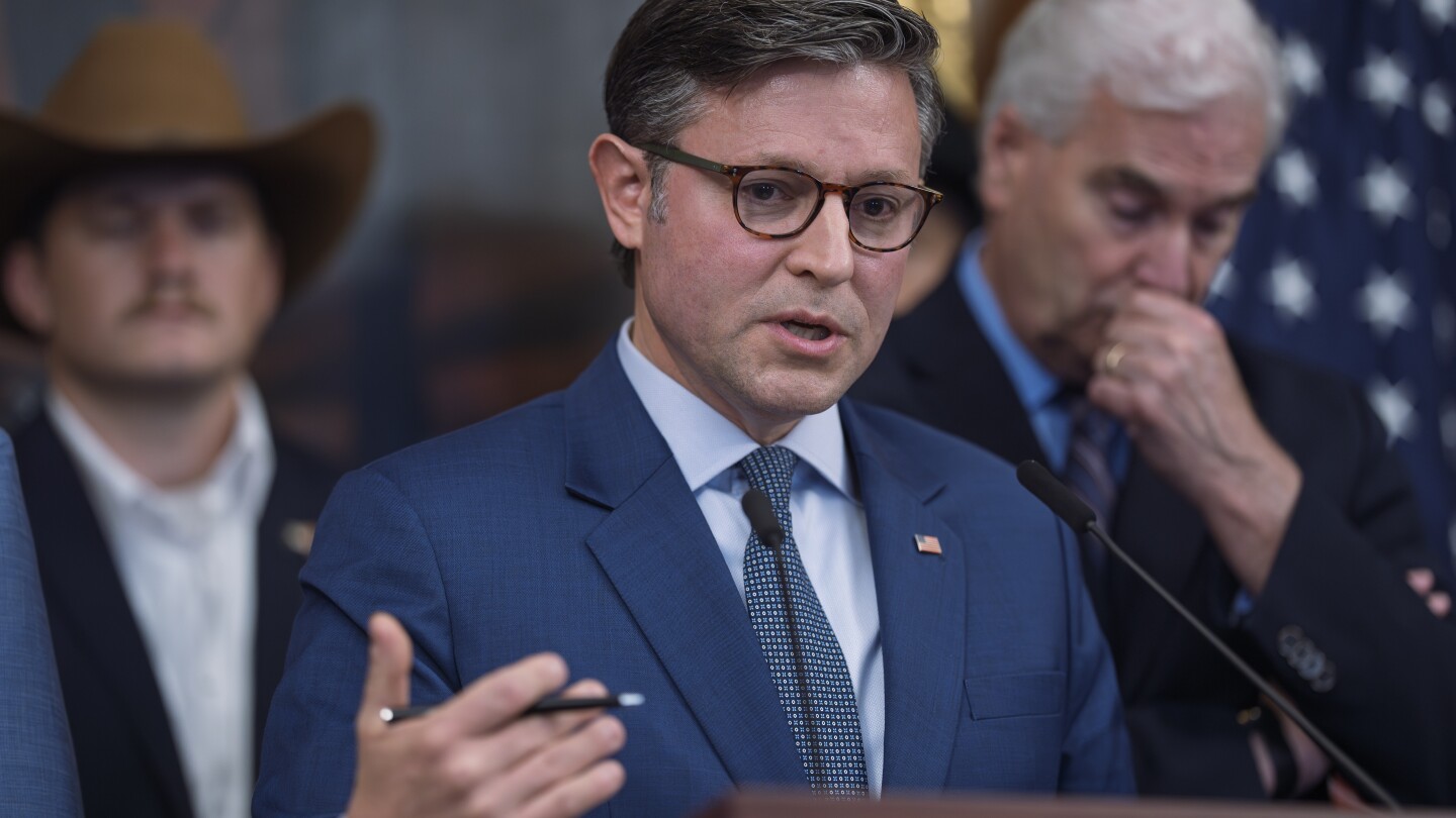 Republicans unveil government funding bill that Democrats call partisan