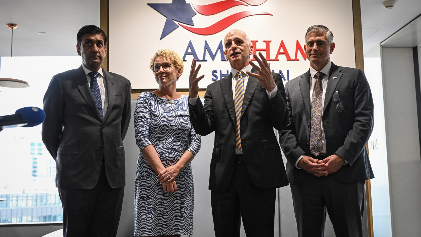 Trade conflict with China hits companies on both sides, a US lawmaker says