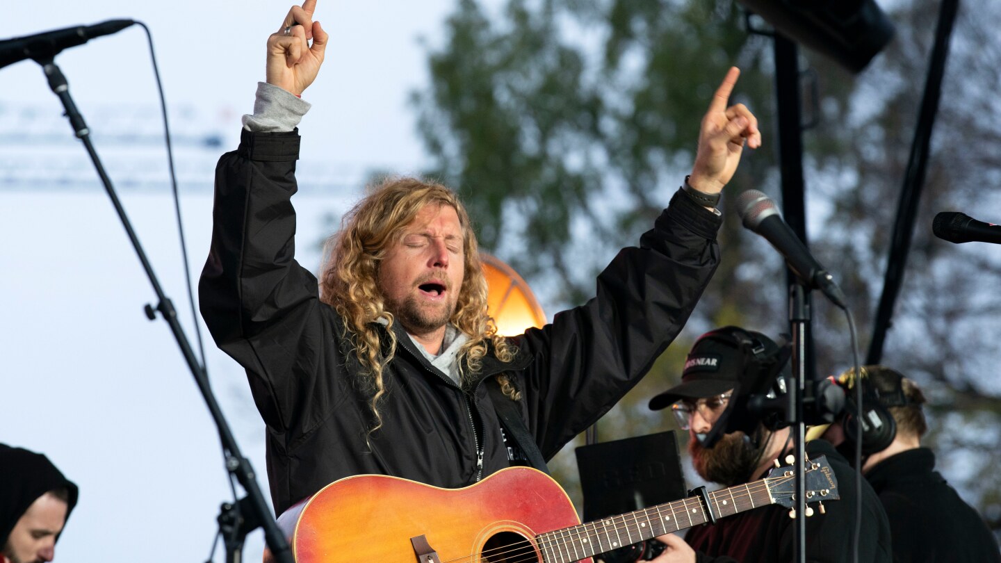 Takeaways as Sean Feucht’s ministry faces allegations of mismanaged finances