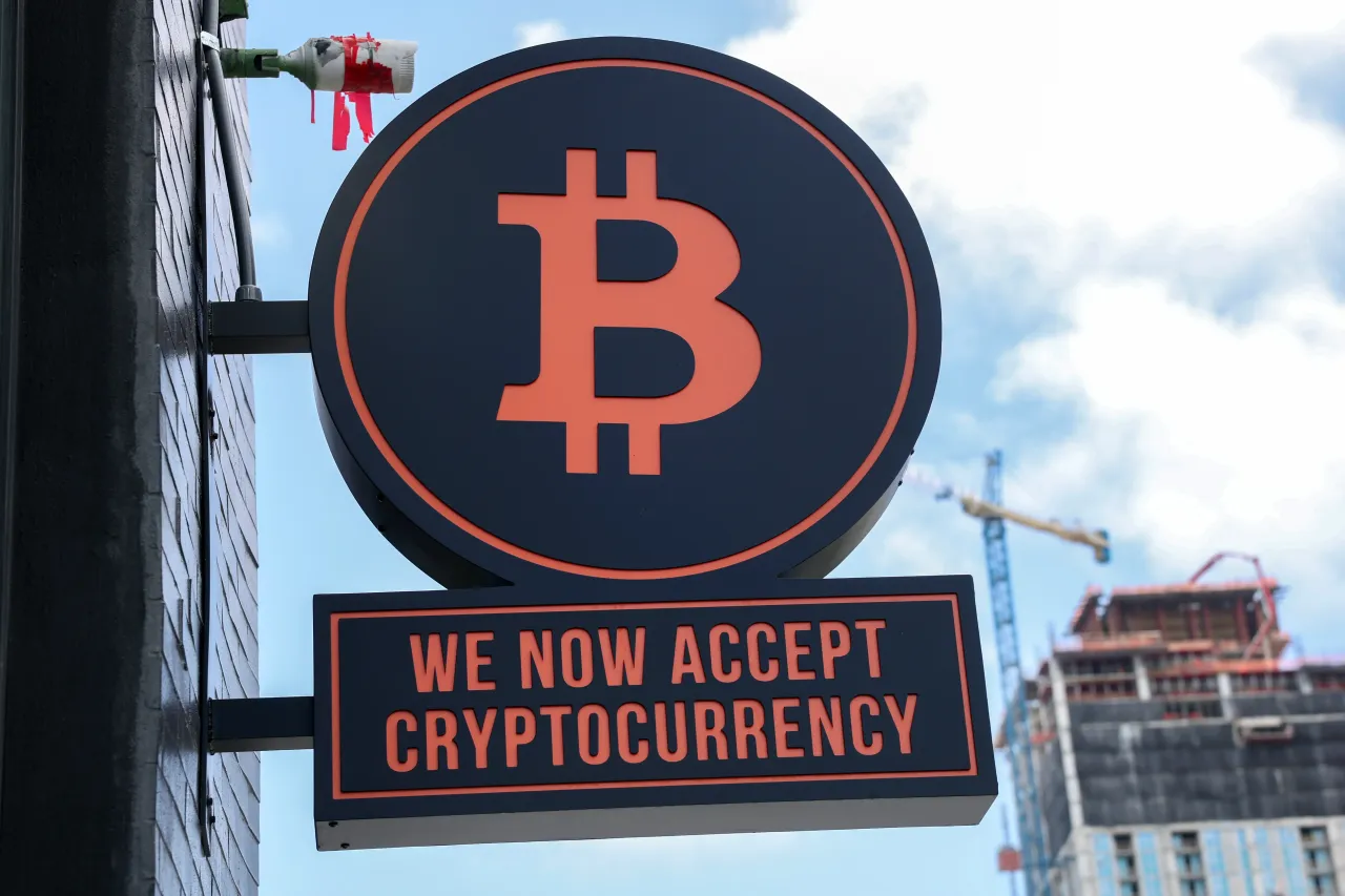 <br />
<b>Warning</b>:  Undefined variable $myimgalt in <b>/www/wwwroot/amtomessage.com/wp-content/themes/ennews001/single.php</b> on line <b>213</b><br />
