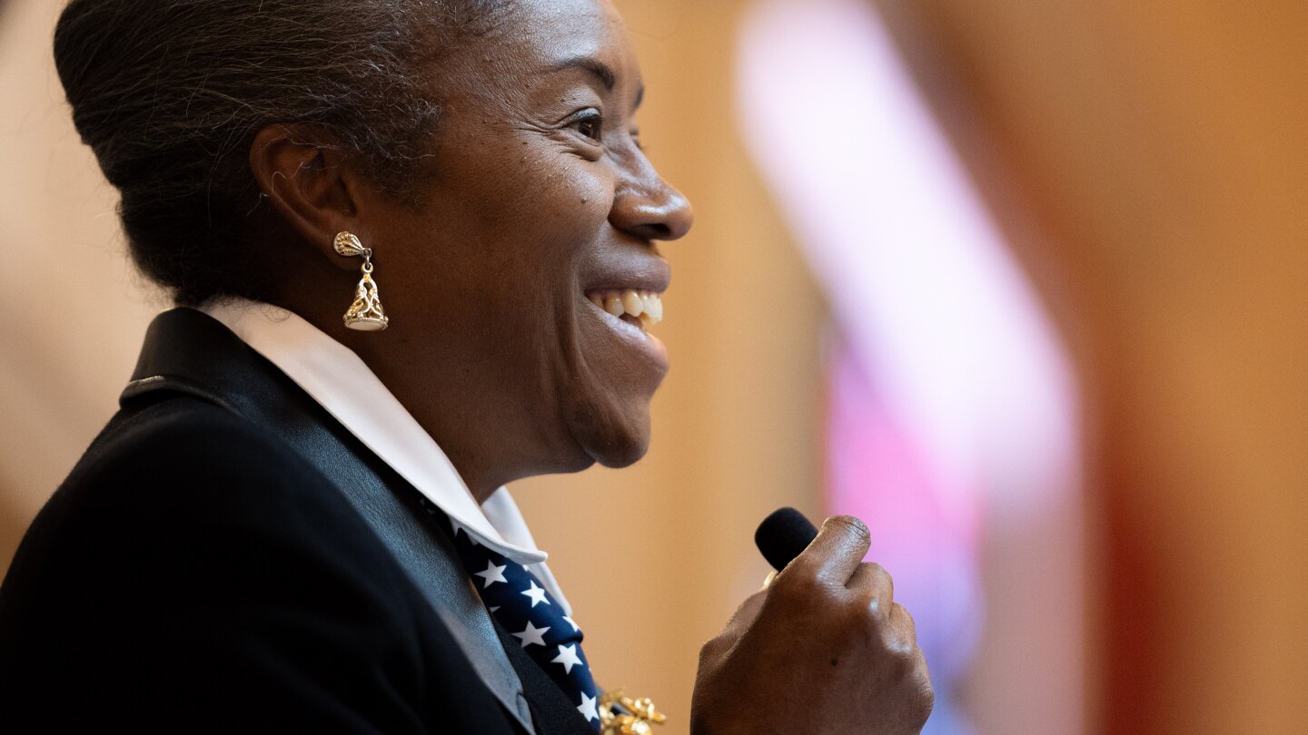 <br />
<b>Warning</b>:  Undefined variable $myimgalt in <b>/www/wwwroot/amtomessage.com/wp-content/themes/ennews001/single.php</b> on line <b>213</b><br />
