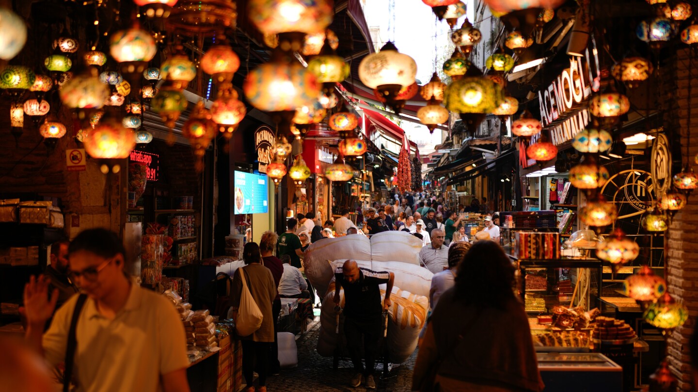 Hamallık: the enduring legacy of Turkey’s porters since the Ottoman Empire